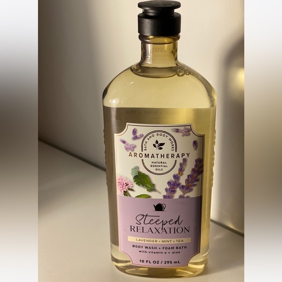 Bath&Body Works 2PC Full Size Bundle - body wash & body cream - Picture 2 of 2